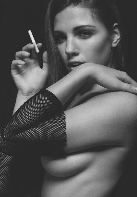 Jessica Ashley star pornographic image