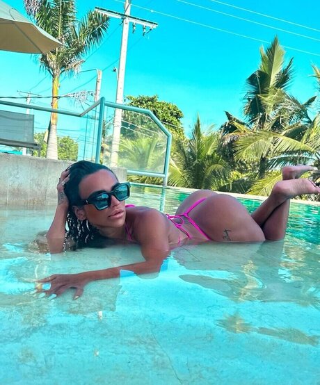 Anny Marry naked pornstar archive