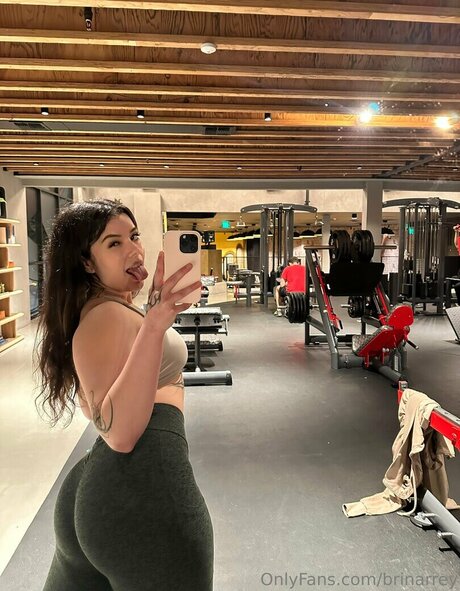 Wavy Brin pornstar pretty gallery