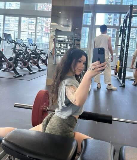 Wavy Brin porn actress photos