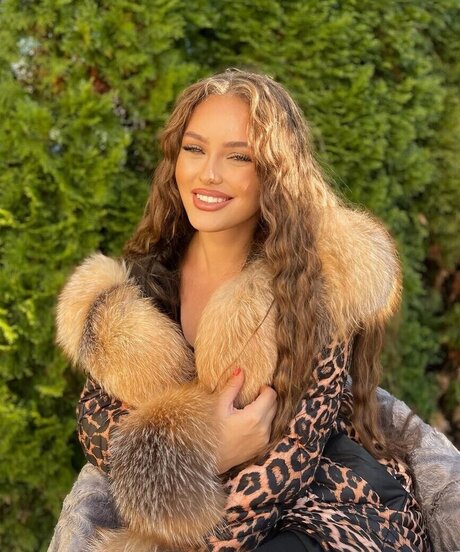 Facialize Me art star pic