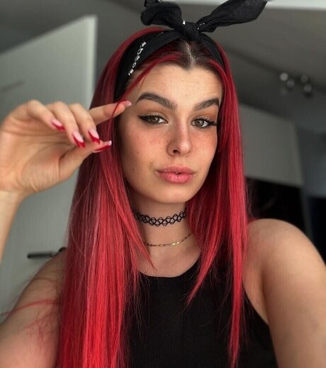 beach blonde onlyfans pornographic archive