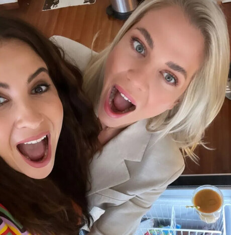 Facialize Me exclusive pornstar img