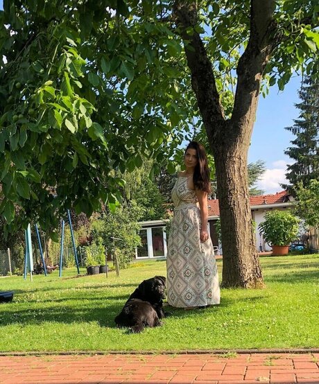 FreakinMagical sexy actress image