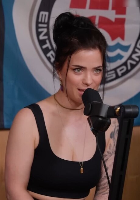 FreakinMagical pornstar erotic pic