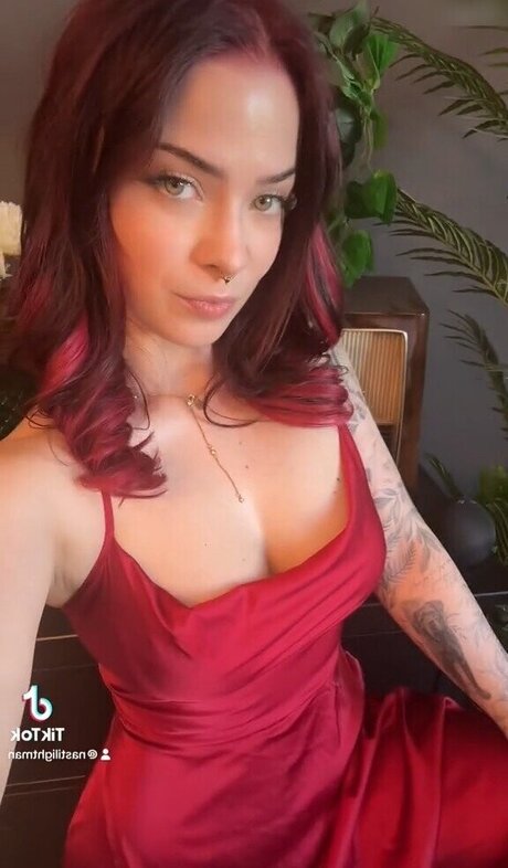 FreakinMagical erotic actress image