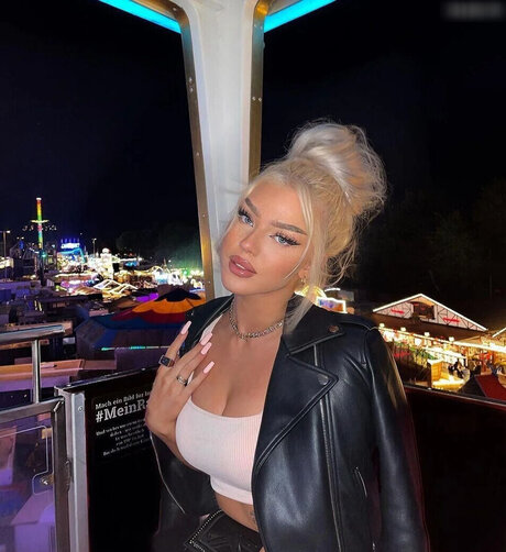 teen orgasm onlyfans nude pic