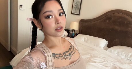 Bella Poarch best model img