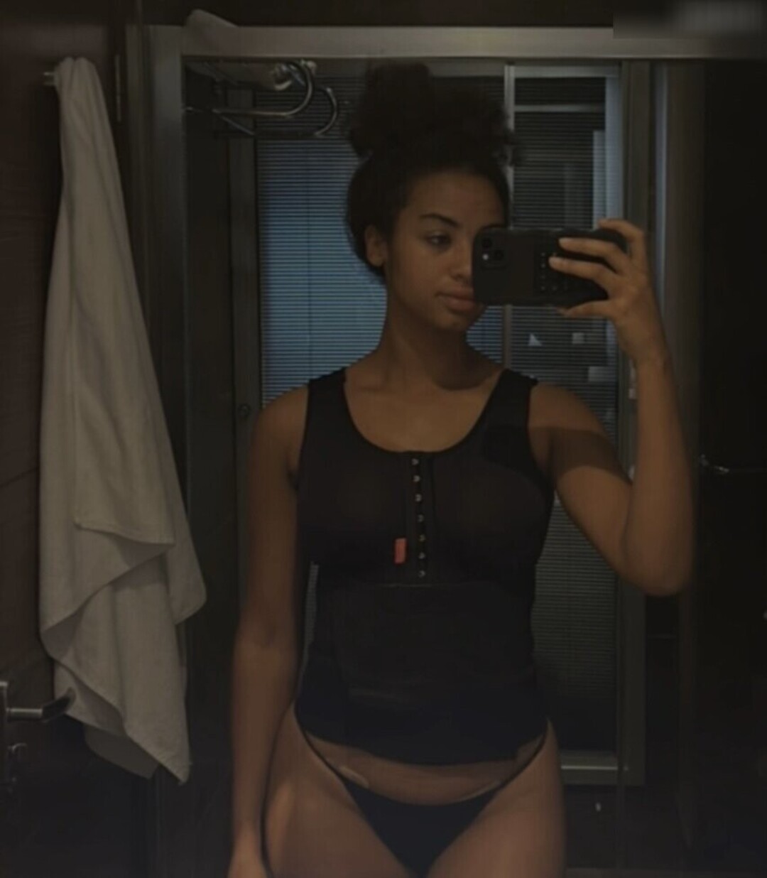 Shaggy Baggy pornstar sexy picture