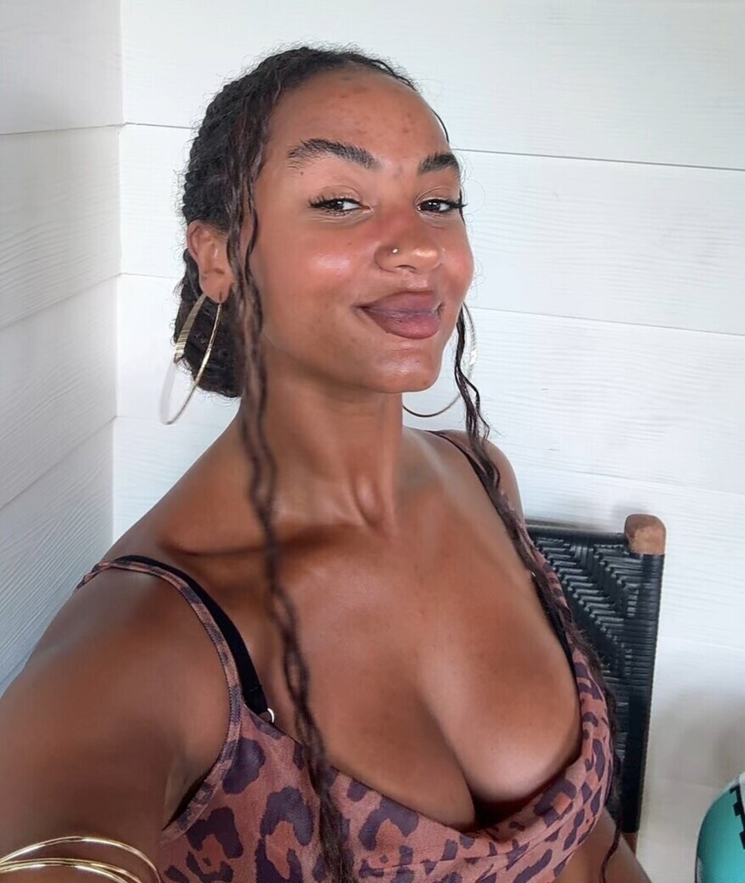 Shaggy Baggy erotic star galleries