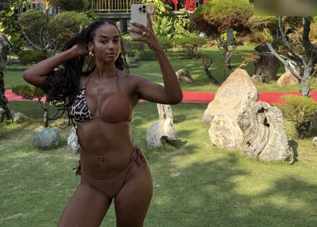 college student onlyfans nude image