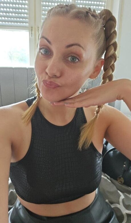 fat ass asian onlyfans naked photo