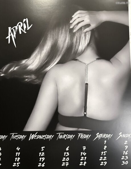 amateur asian onlyfans naked picture