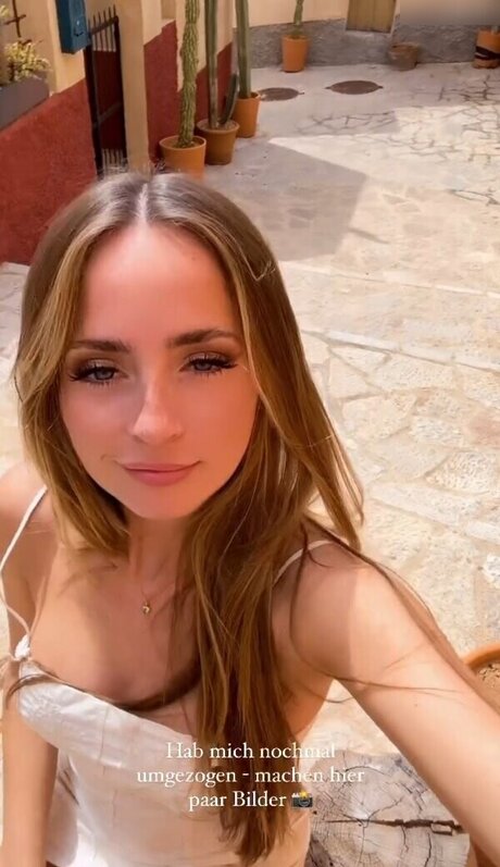 Lea Katharina Maria sexy star image