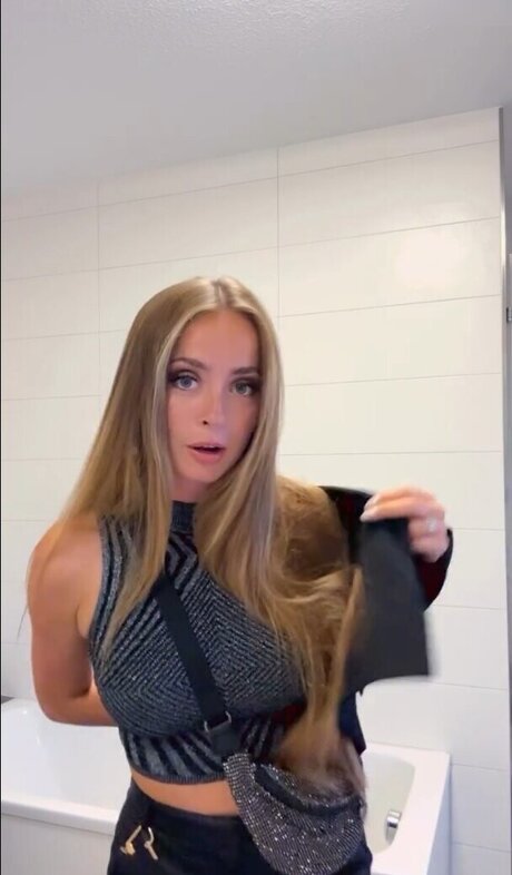 busty bbw onlyfans nude photos