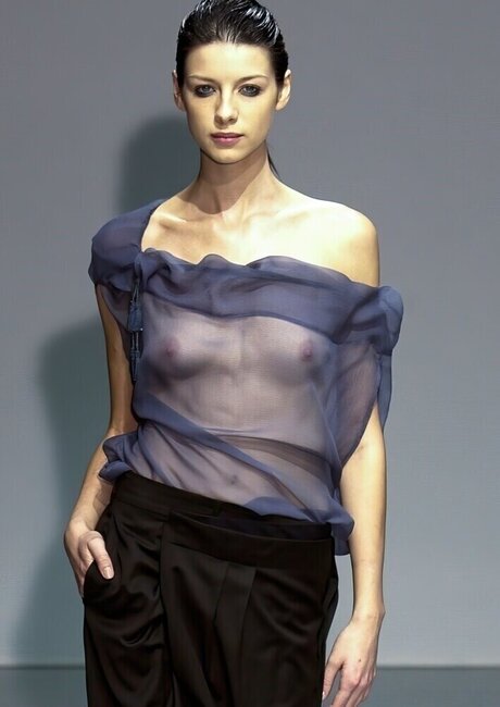 swimming pool onlyfans beautiful nude pictures