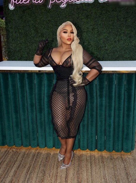 ebony cumshot onlyfans free nude img