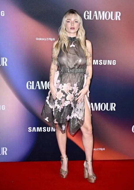 amateur asian onlyfans sex pic