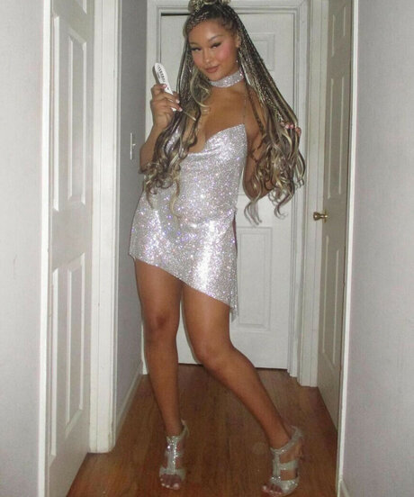 veondremitchell nude model photos