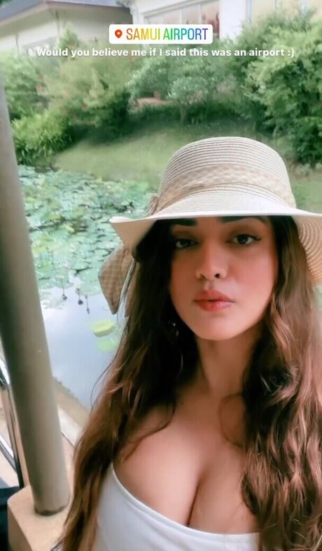 Steffi Cyrill art star picture