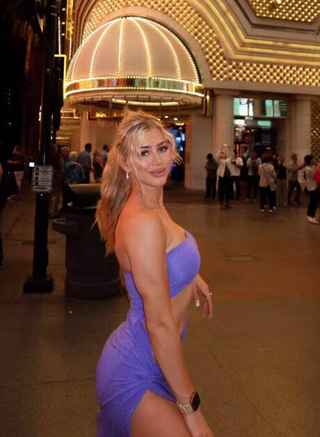 tiny onlyfans perfect images