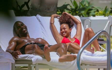 fat shemale onlyfans adult pics