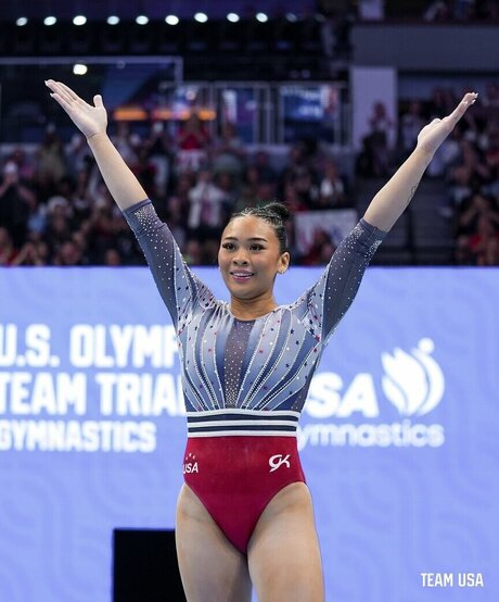 Suni Lee star erotic archive