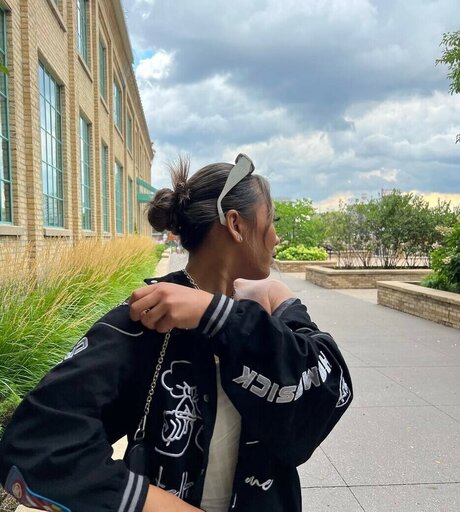 Suni Lee model gallery