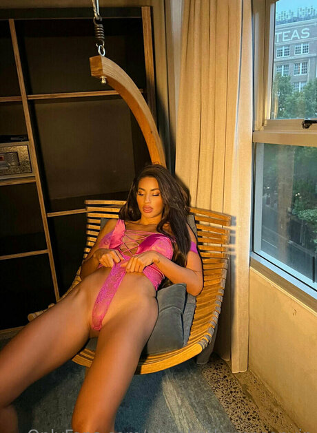 Phoebe Thompson best actress photos