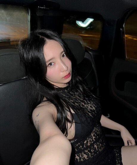 Mena Noona pornstar top img