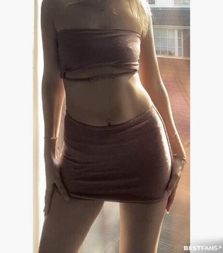 Xsarah0108 nudes model img