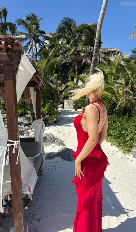 sucking big cock onlyfans free naked photos