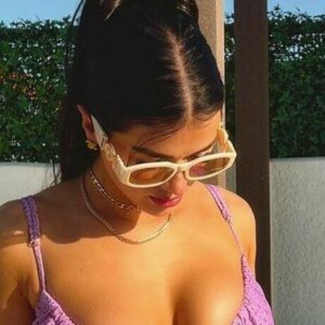 Claire Woods nudes model pics