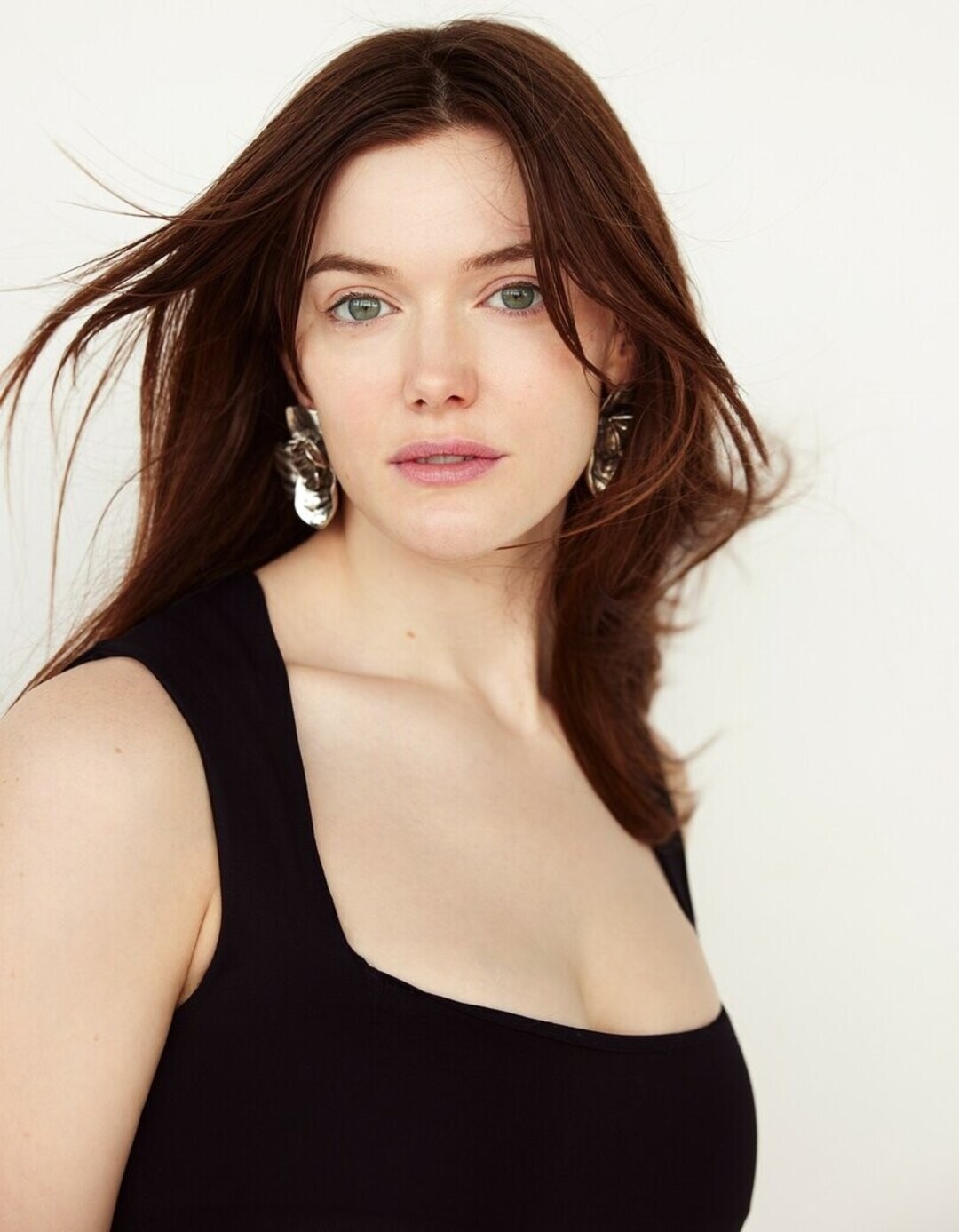 Sophie Thomas erotic actress images