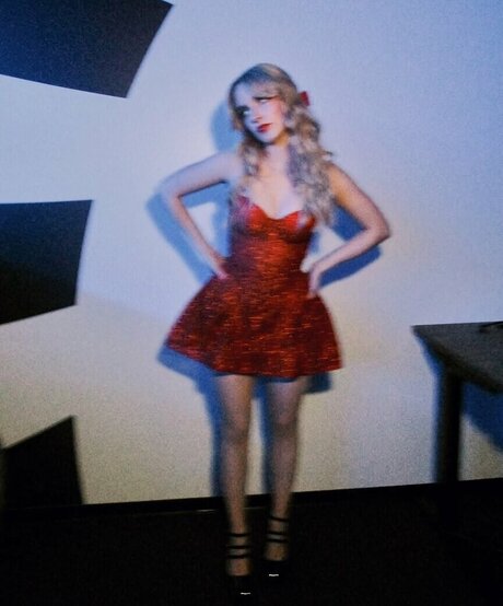 Mckenna Grace pornstar beautiful photos