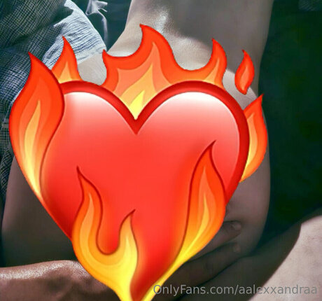 Aalexandrawbr adult star image