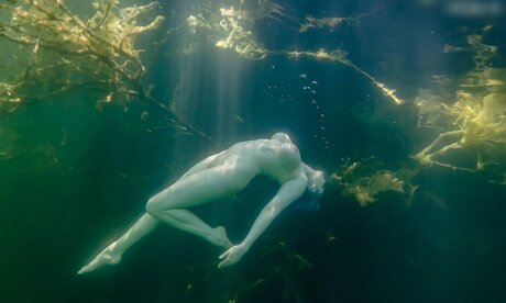 Chaos Isi model erotic pictures