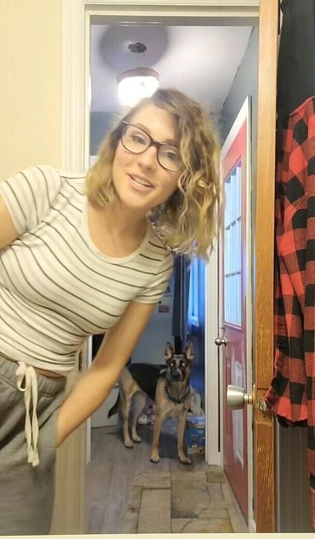 Notsoerudite model adult pics