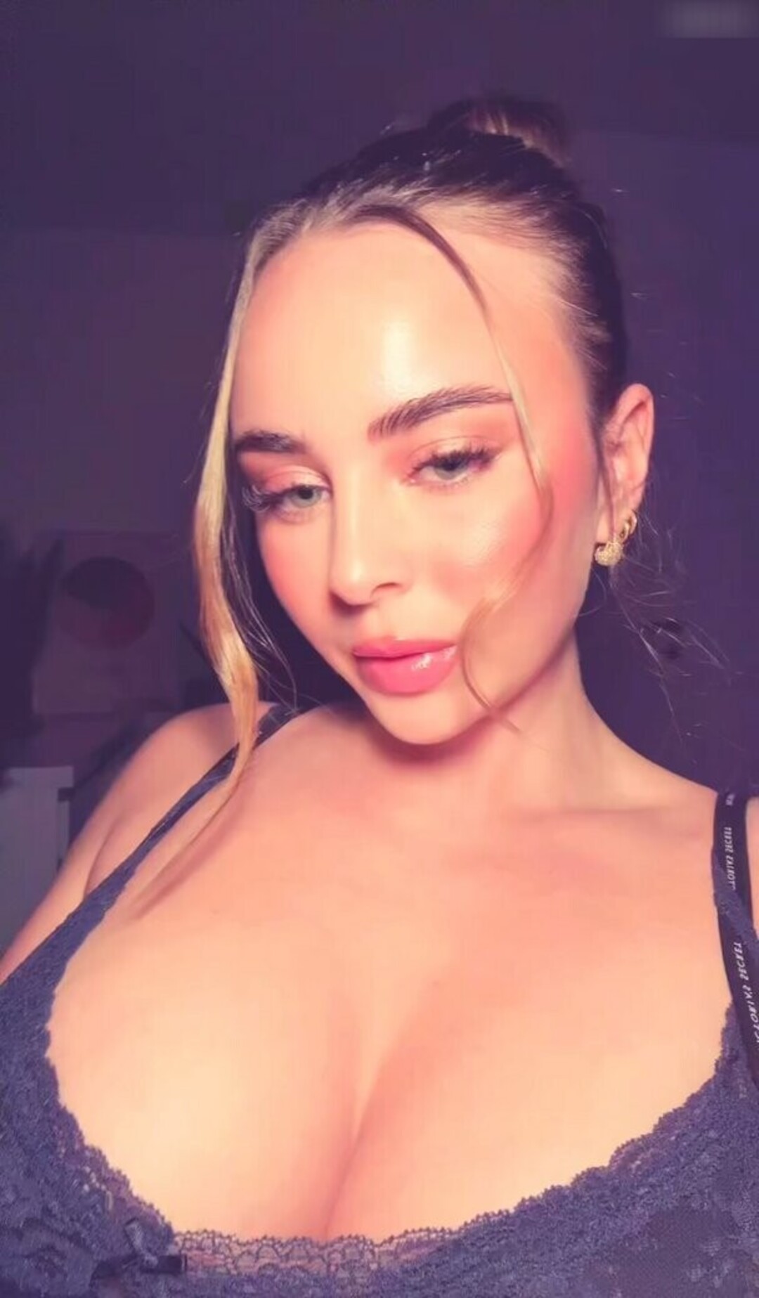 Luisa Senn model hd photo