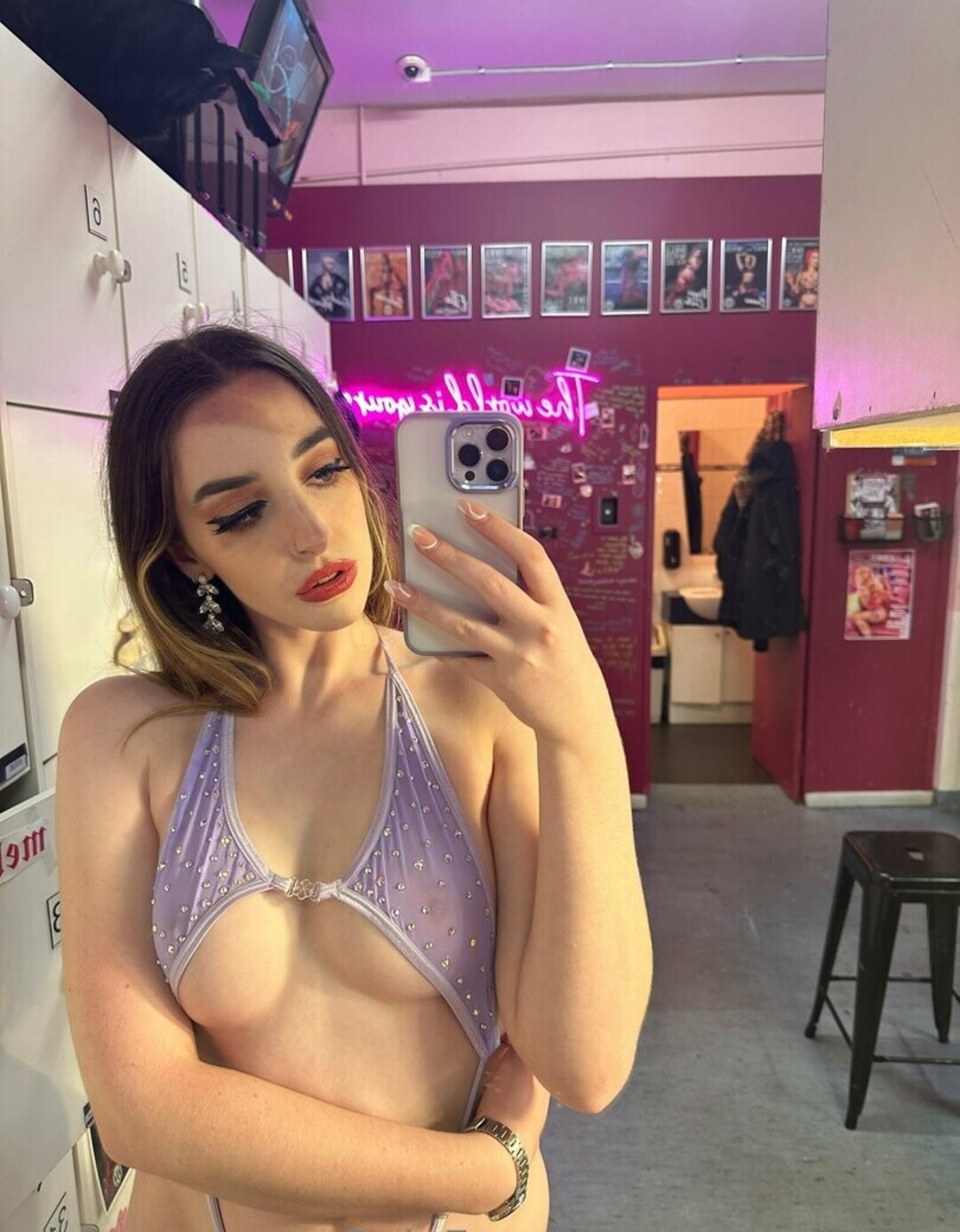 Violet Greyx free model img