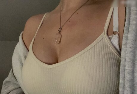 arab feet onlyfans naked image