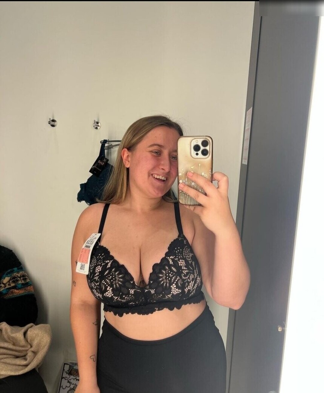 famous nude onlyfans top gallery