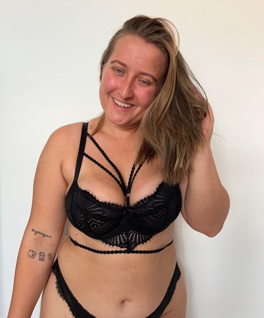 endlich zufrieden nude actress archive