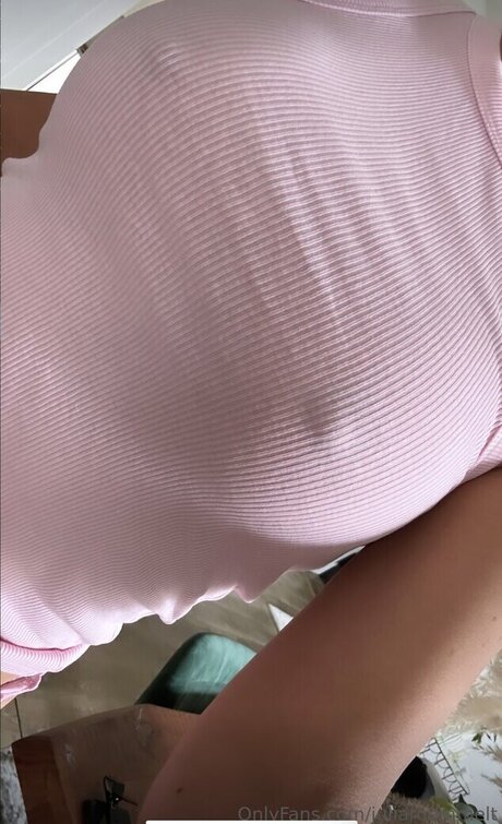 Julia R mmelt star nude pic