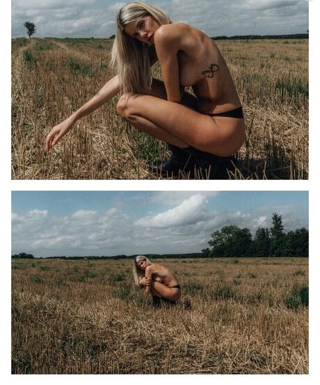 milf strip onlyfans xxx photo