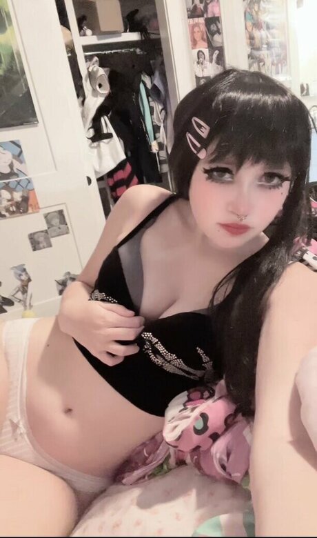 asian onlyfans top picture