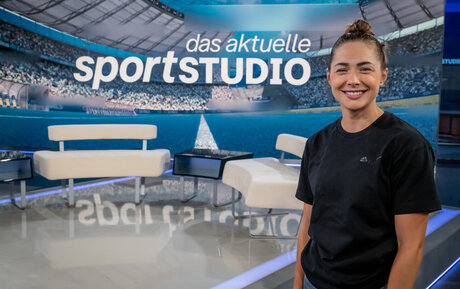 Gina L ckenkemper hd model photo