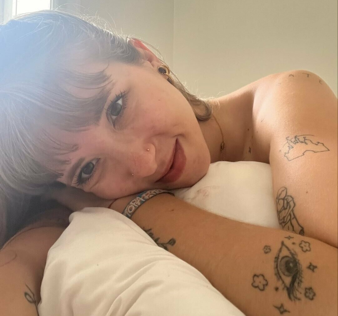 pau peach adult actress image