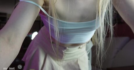 BestBlondiiecb pornstar sexy images