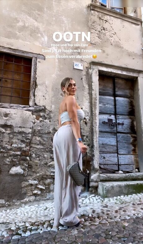 bikini sex onlyfans beautiful pic